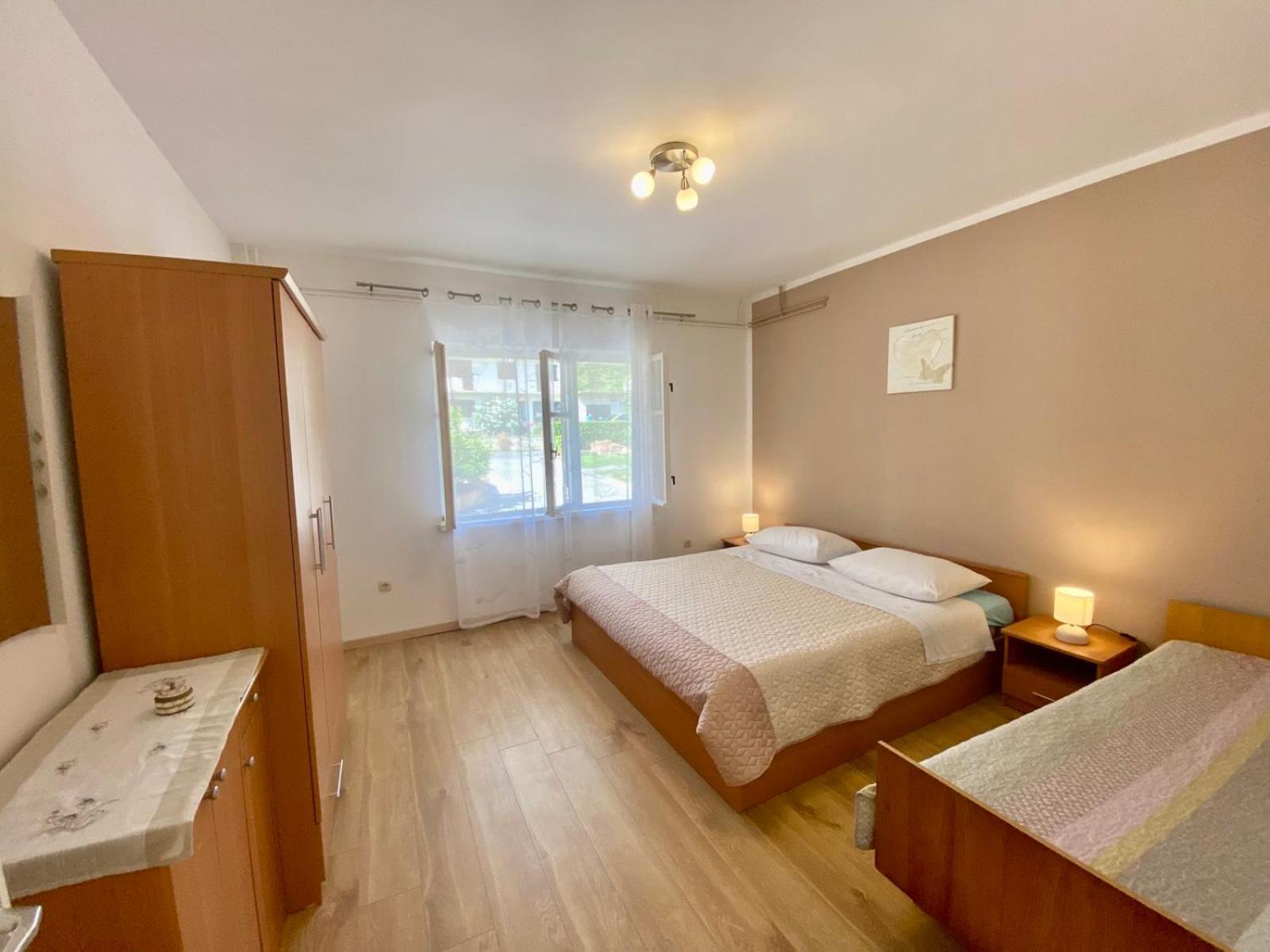 Apartmani Franciska Rab Town Exteriér fotografie