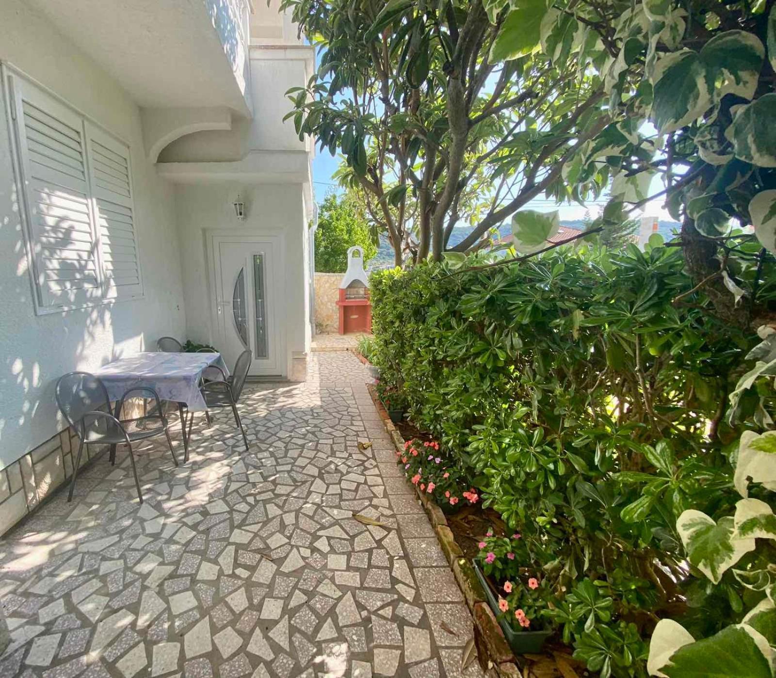 Apartmani Franciska Rab Town Exteriér fotografie