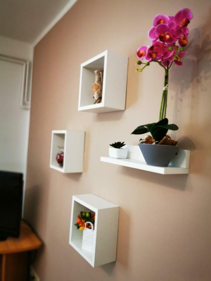 Apartmani Franciska Rab Town Exteriér fotografie