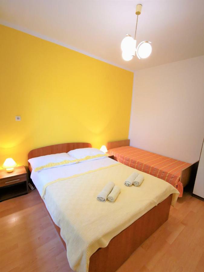 Apartmani Franciska Rab Town Exteriér fotografie