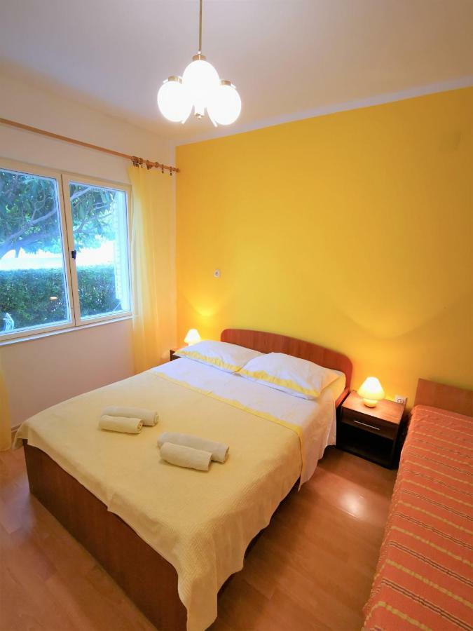 Apartmani Franciska Rab Town Exteriér fotografie