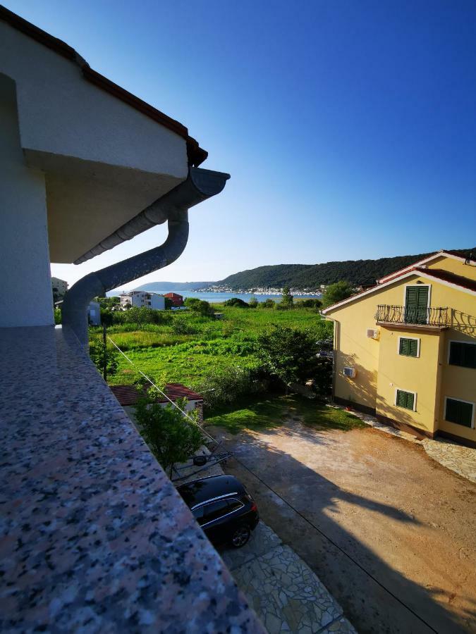 Apartmani Franciska Rab Town Exteriér fotografie