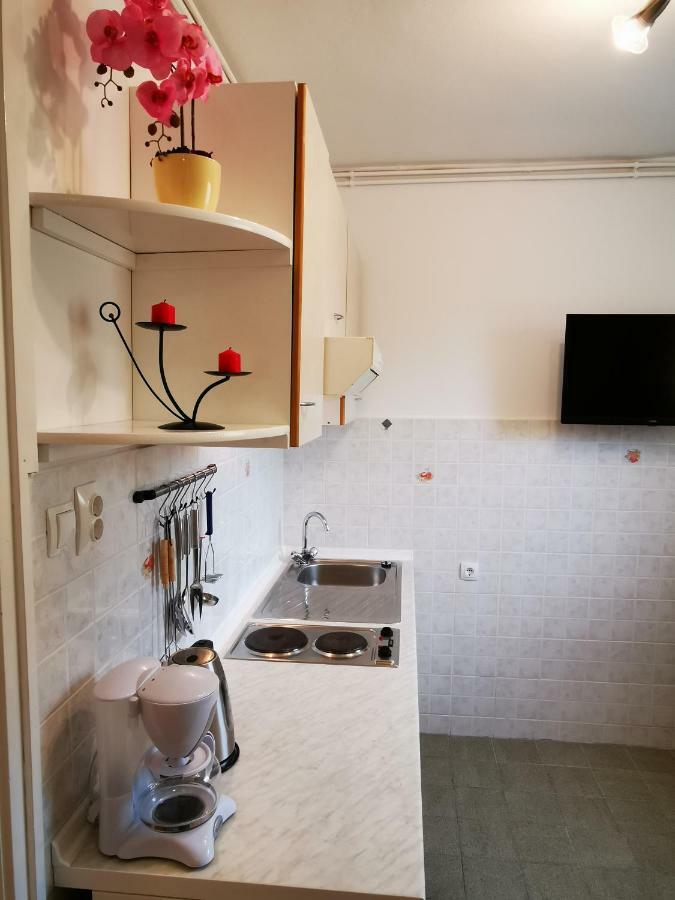 Apartmani Franciska Rab Town Exteriér fotografie